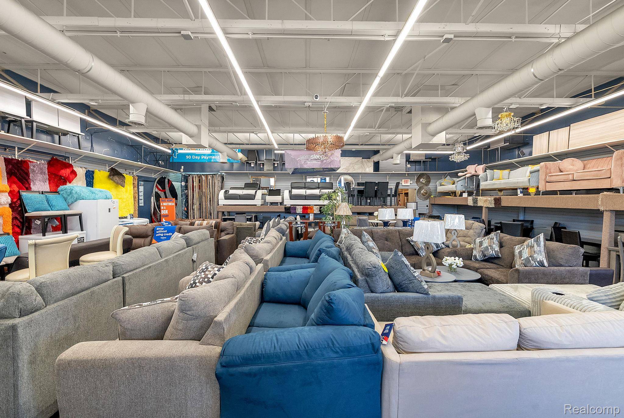 Detroit, MI 48205,12700 E 8 MILE RD