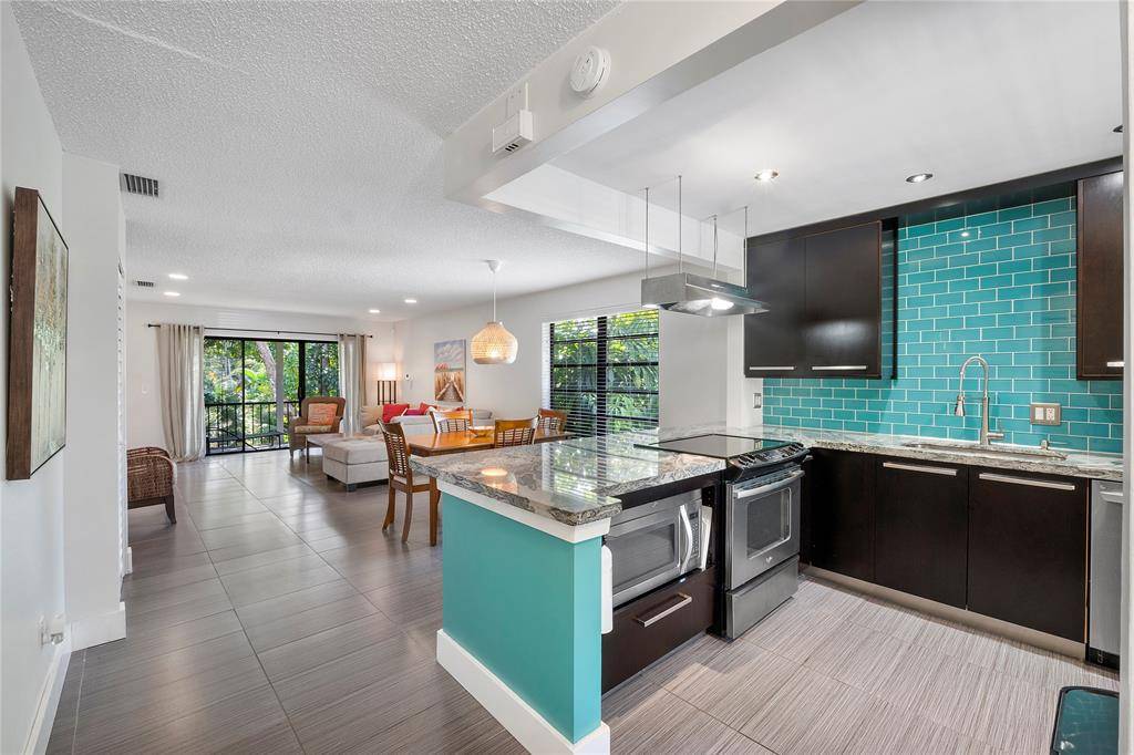 Boca Raton, FL 33433,21648 Cypress Rd #13-G