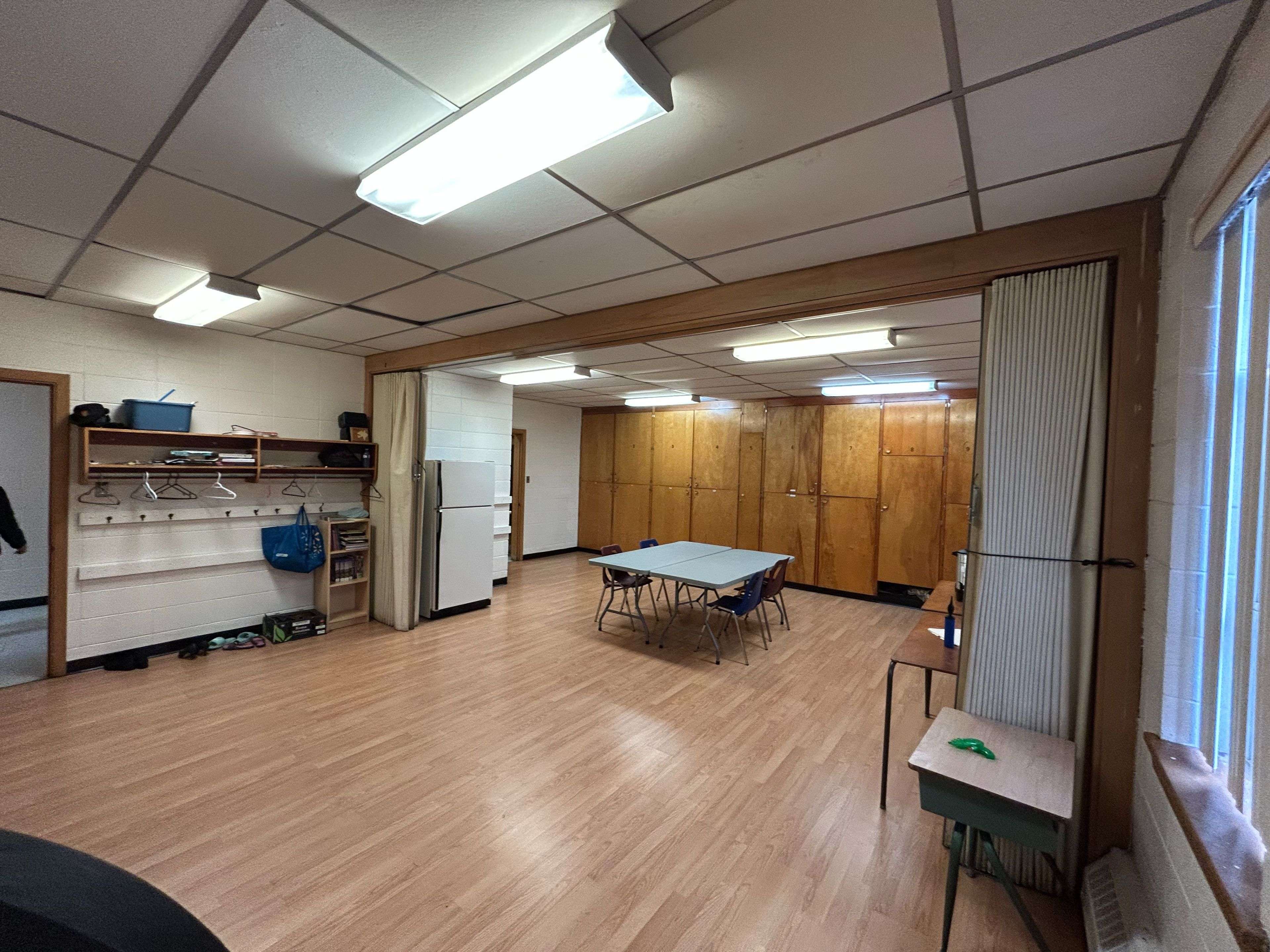 Hamilton, ON L8V 1B2,573 Concession ST