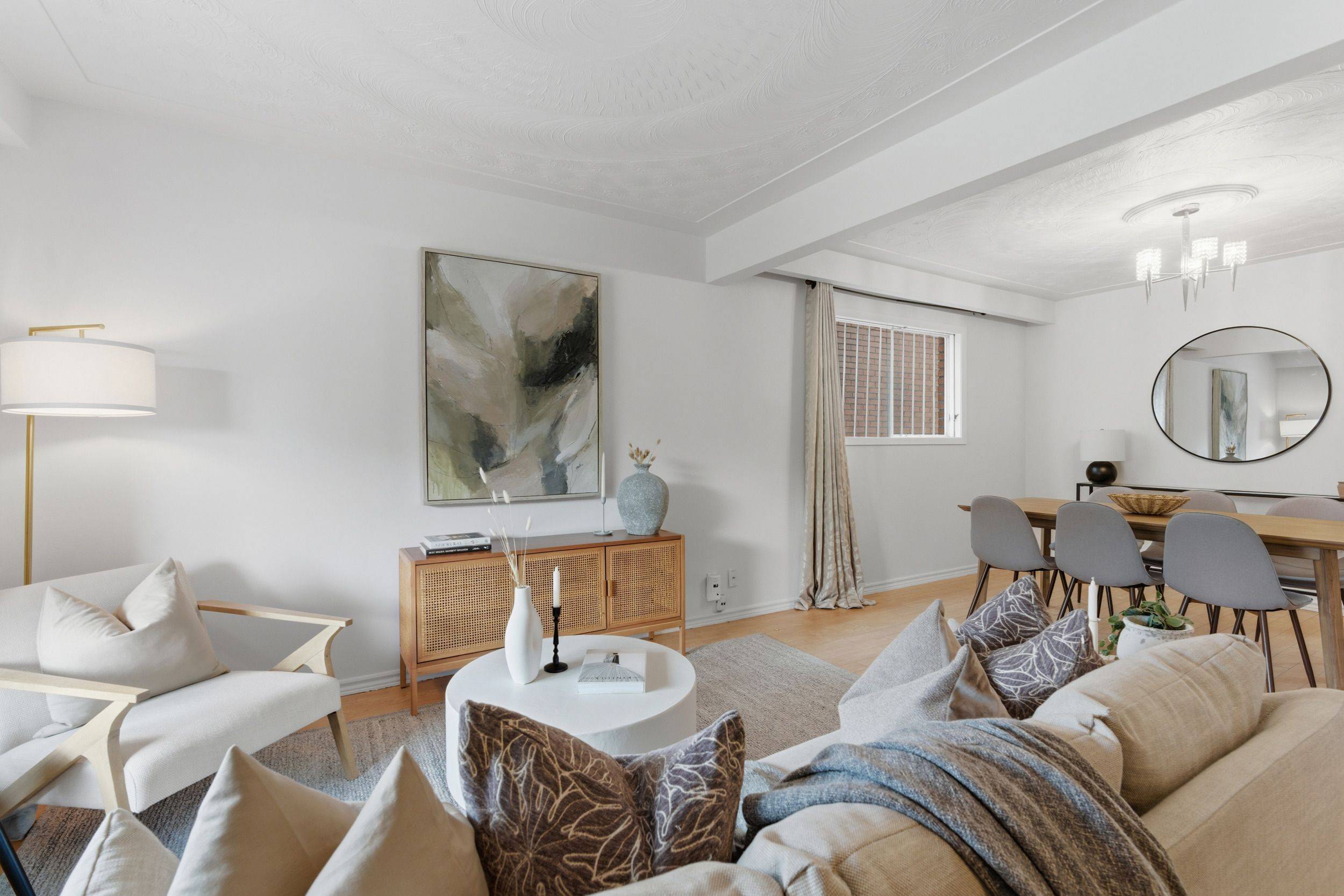 Hamilton, ON L8L 2M5,70 Rosemont AVE