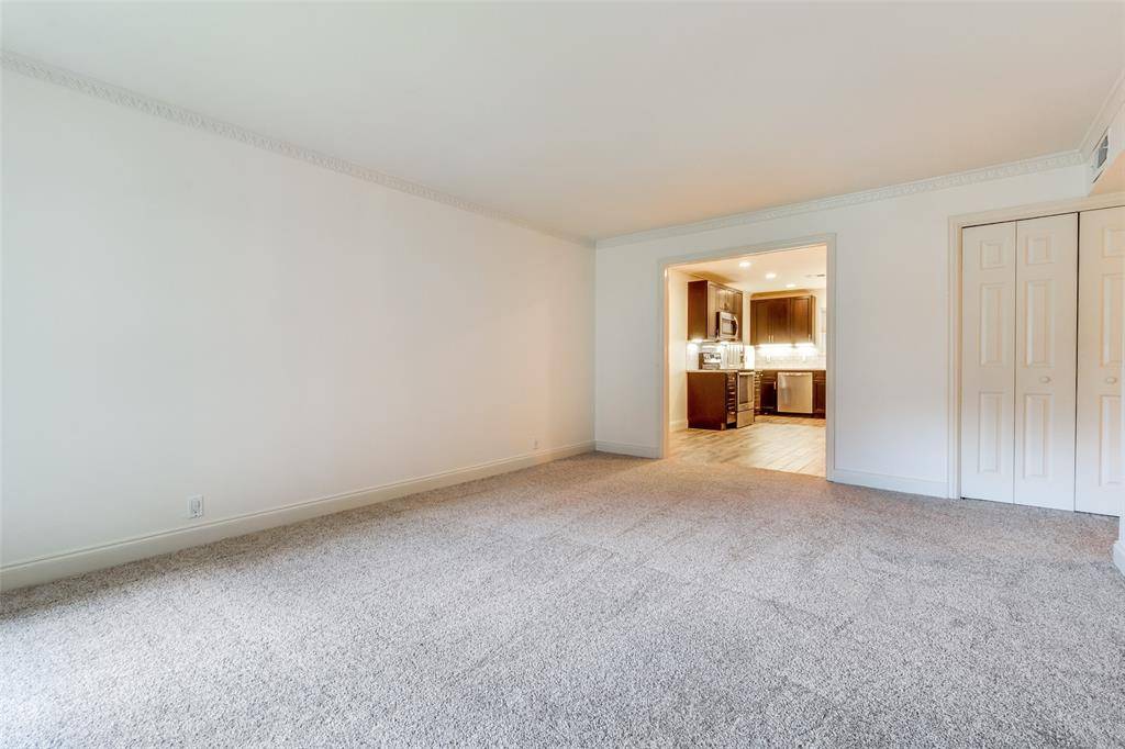 Dallas, TX 75230,7904 Royal Lane #126