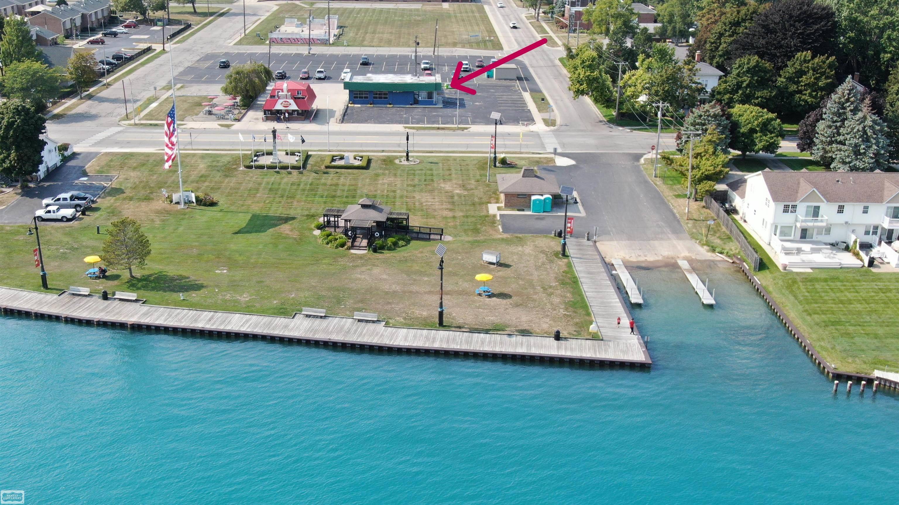 Algonac, MI 48001,1309 St. Clair River DR