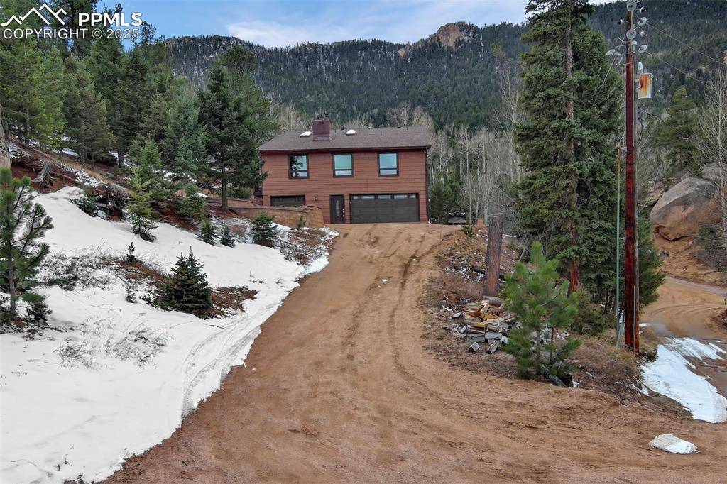 Manitou Springs, CO 80829,5865 Waterfall LOOP