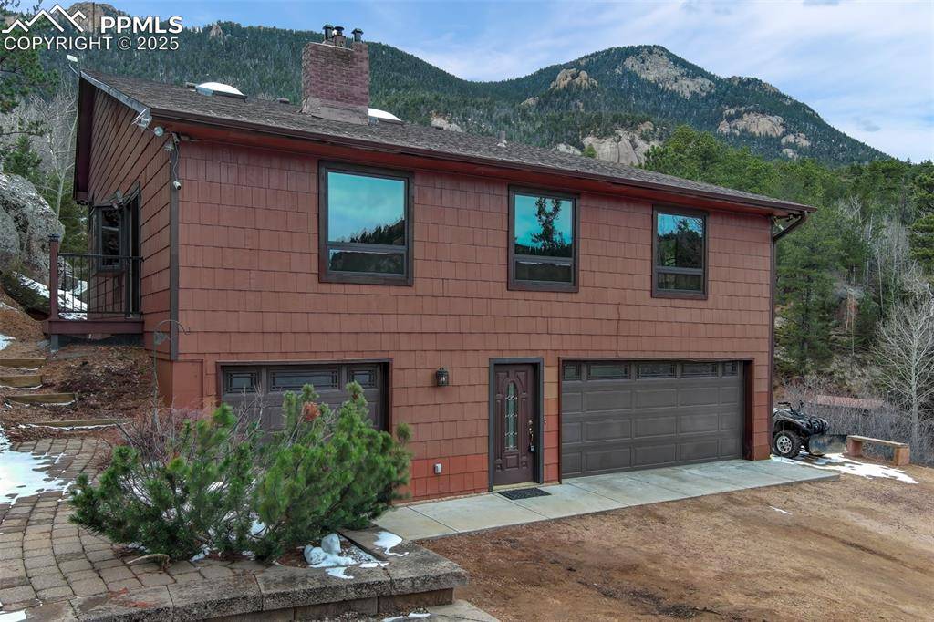 Manitou Springs, CO 80829,5865 Waterfall LOOP
