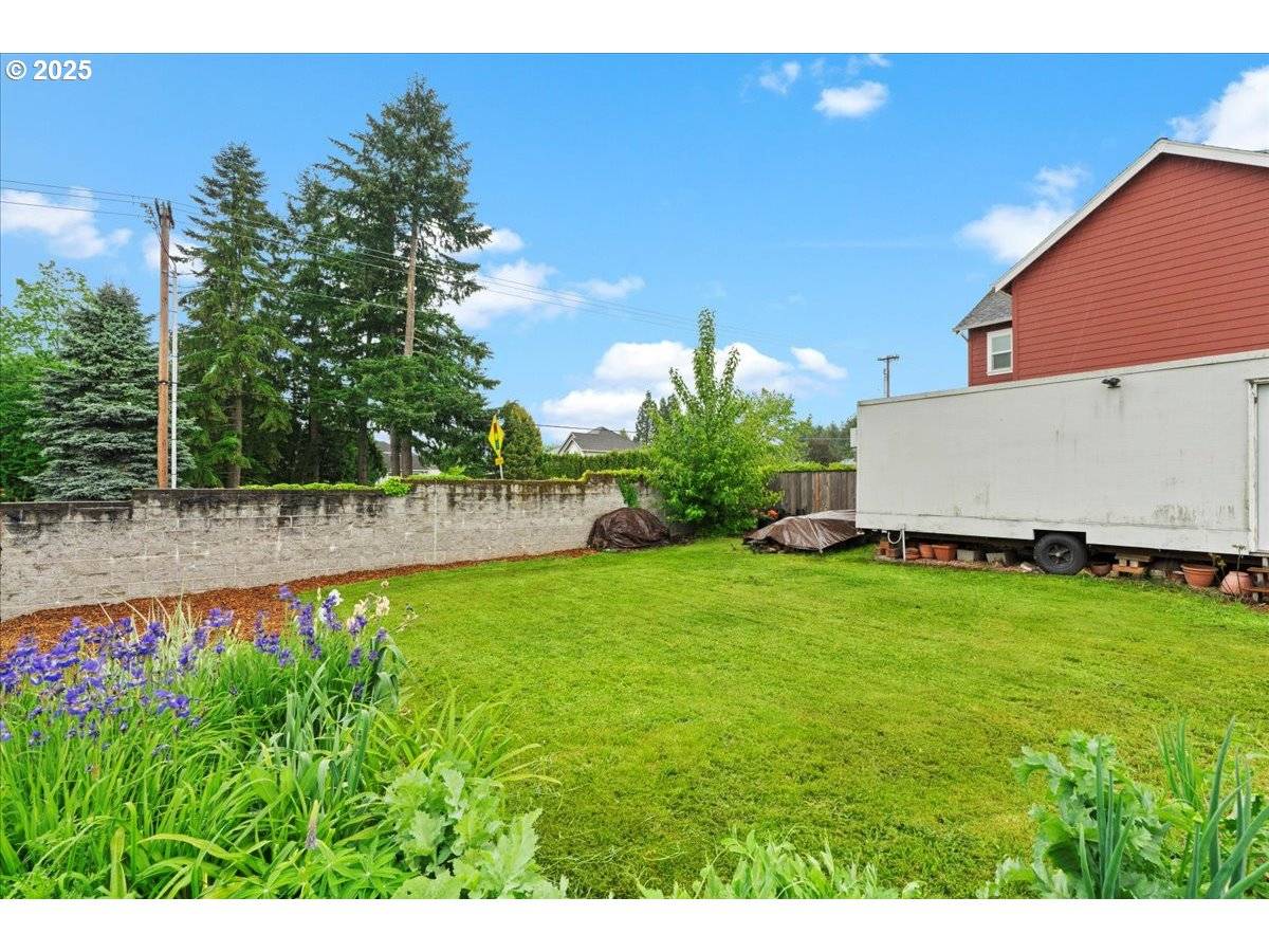 Portland, OR 97229,14881 NW HIGHCROFT CT