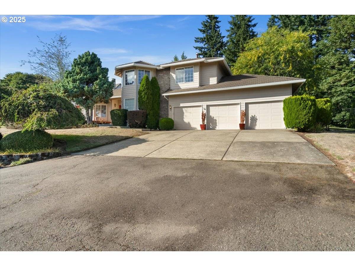 Happy Valley, OR 97086,12495 SE CREST WAY