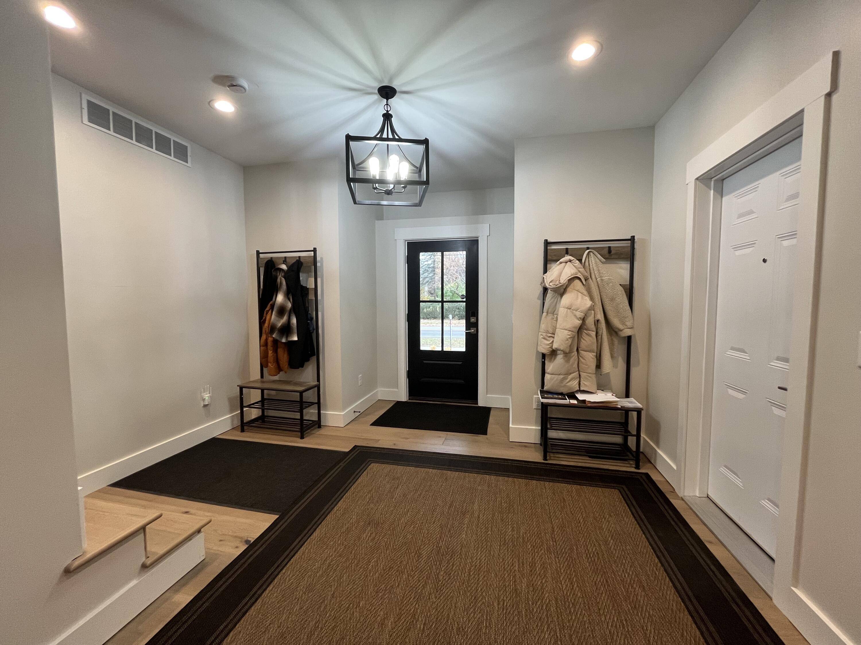 Ann Arbor, MI 48104,1702 Hill ST