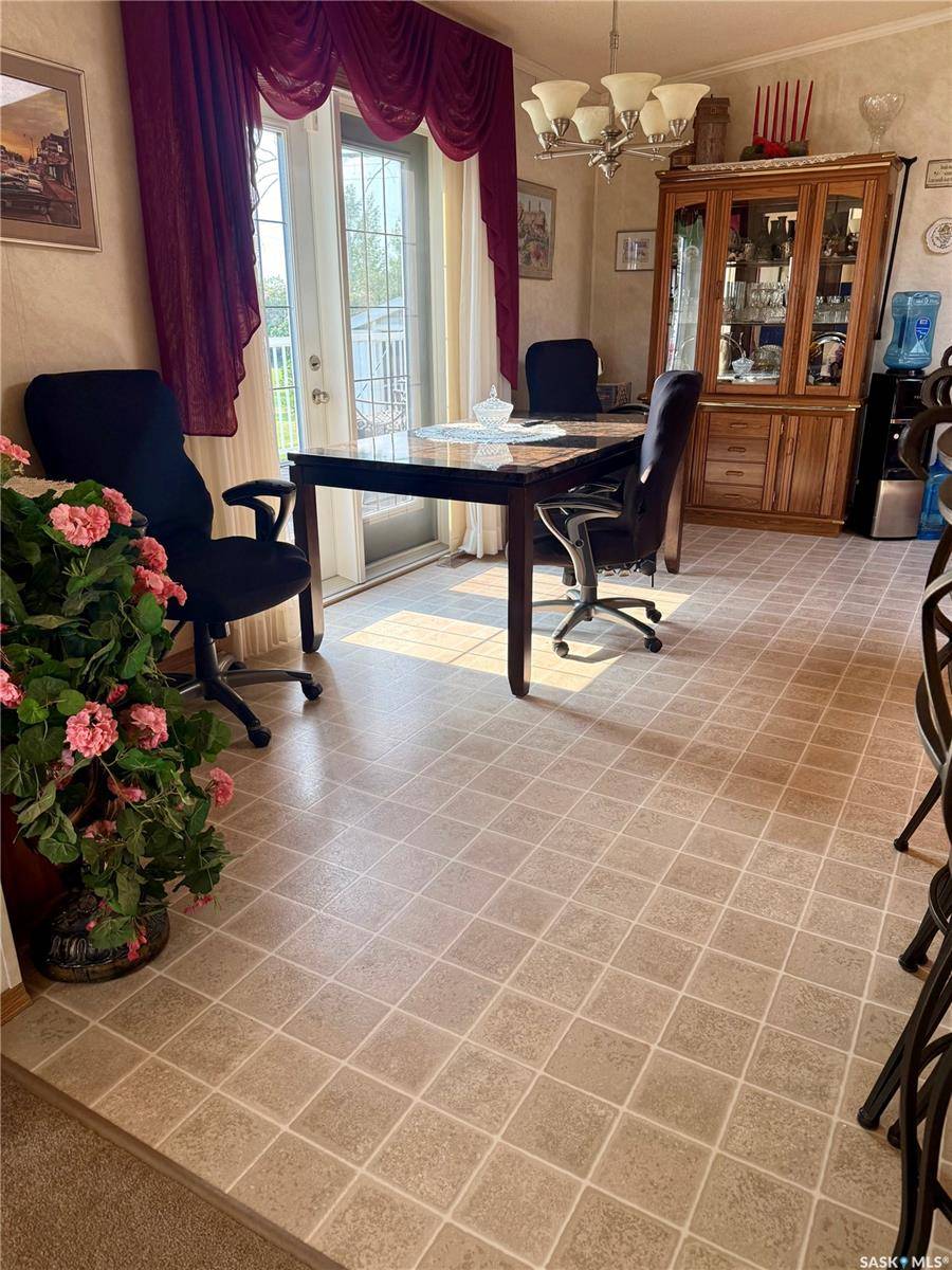 North Portal, SK S0C 1W0,313 First STREET