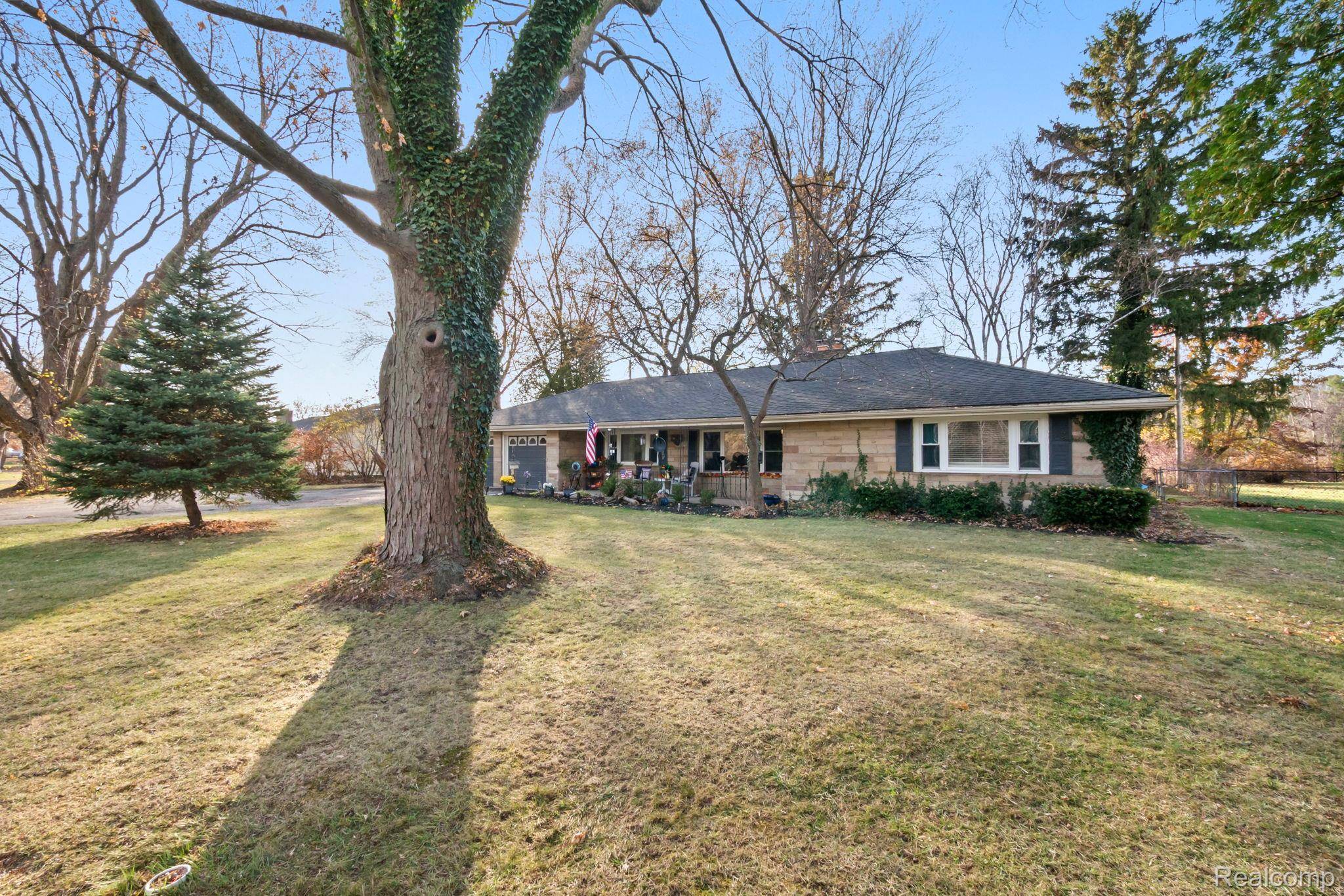 Lexington, MI 48450,6736 Lakeshore RD