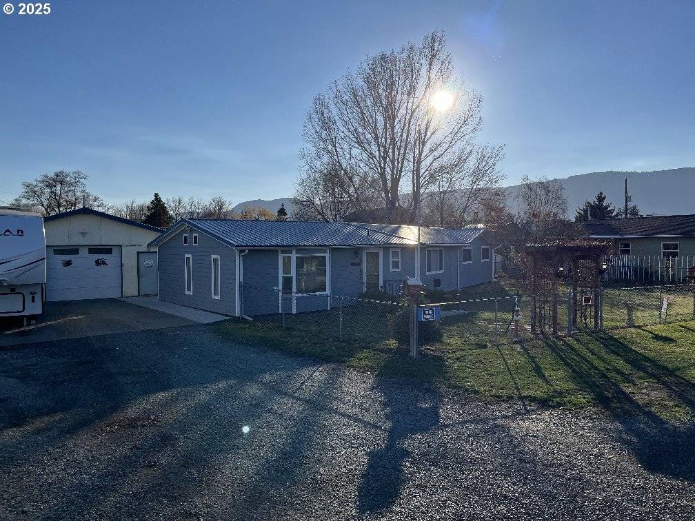 Union, OR 97883,650 E CHESTNUT ST