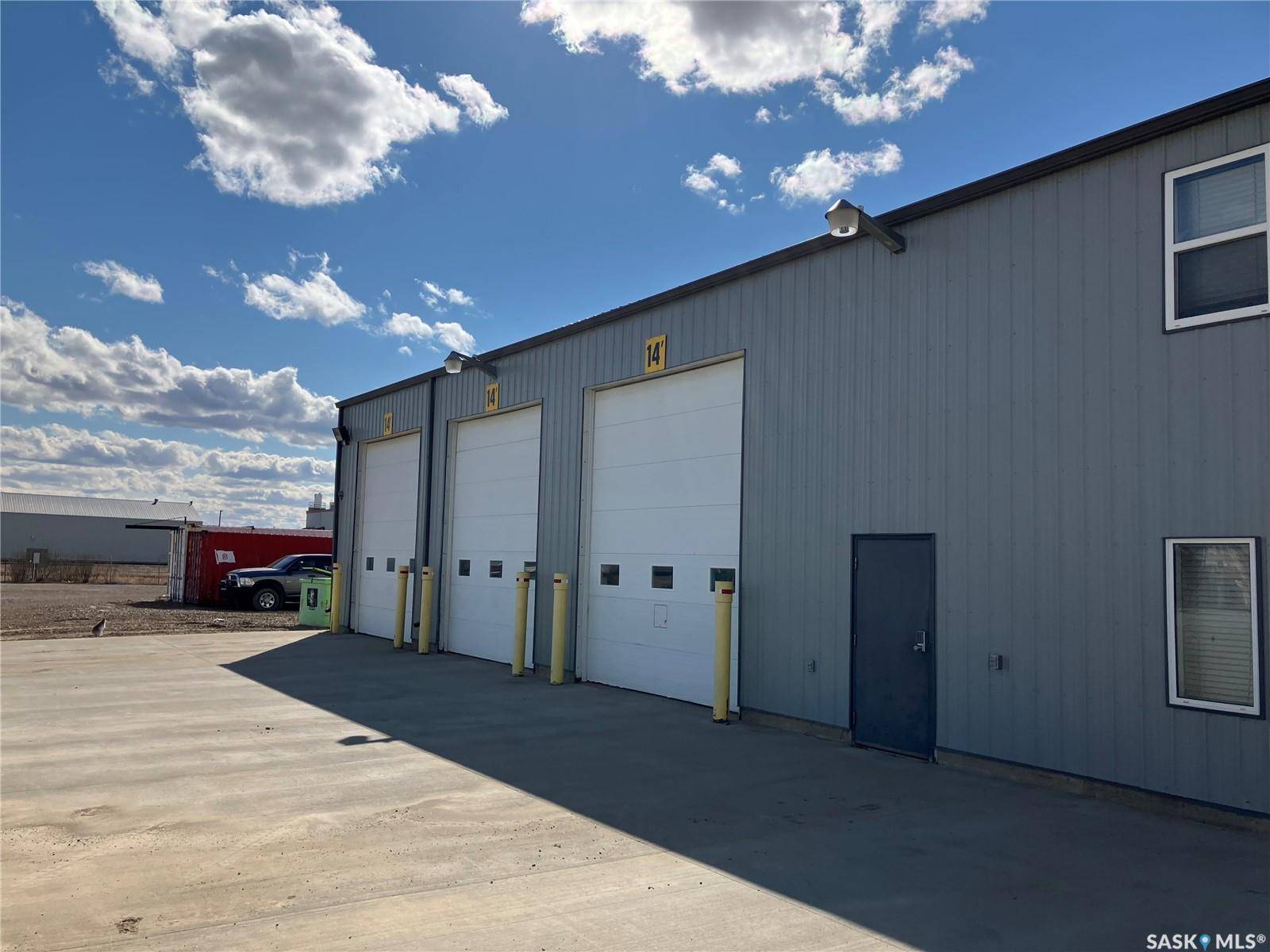 Estevan, SK S4A 2A3,465 Devonian STREET