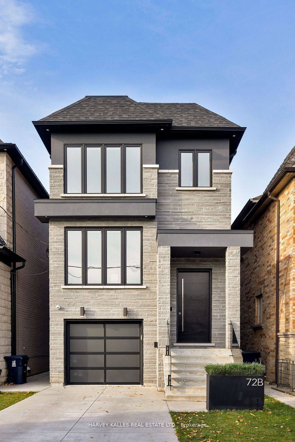 Toronto W04, ON M6M 4V7,72B Renfield ST