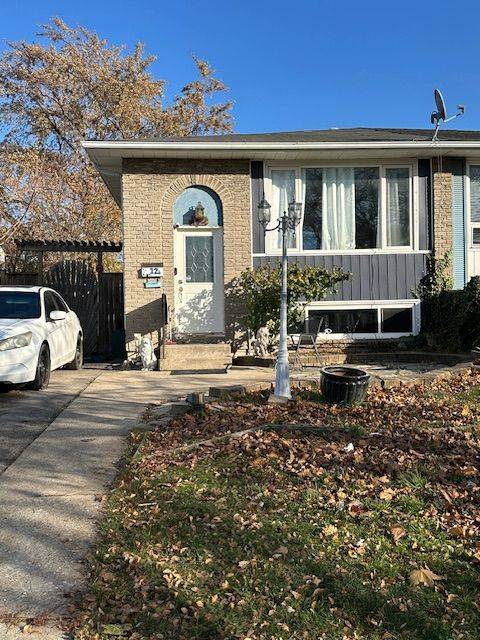 St. Catharines, ON L2P 3R6,12 Deborah CT