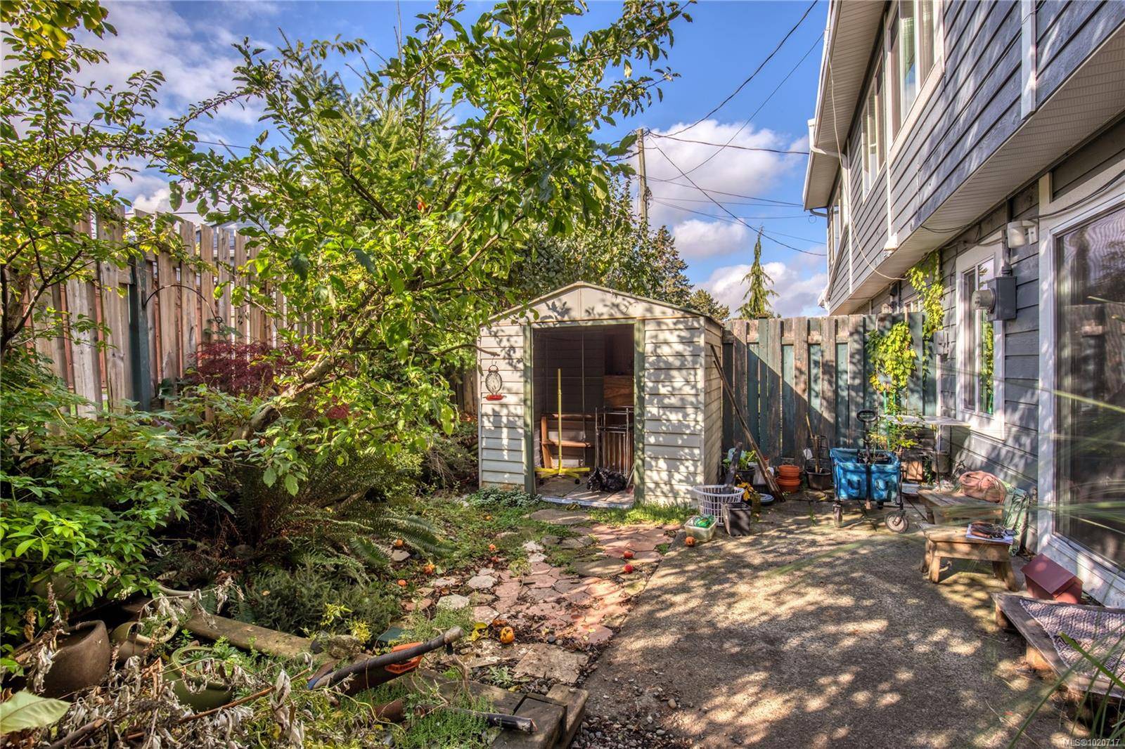 Nanaimo, BC V9R 1A8,507 Ninth St #30