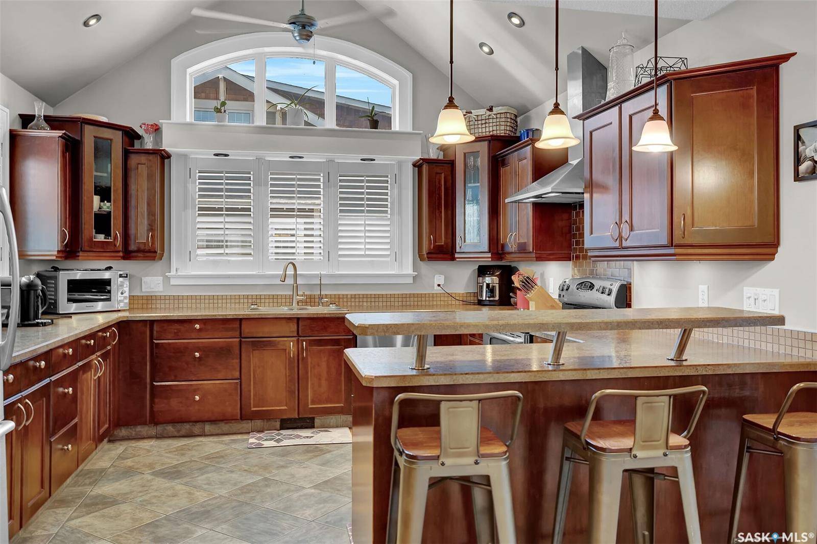 Regina, SK S4S 0G5,2736 Regina AVENUE