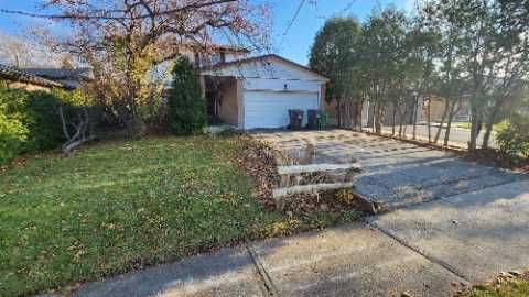 Mississauga, ON L4T 1Z3,3052 Coral DR