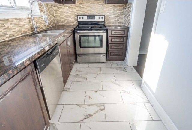 Mississauga, ON L4T 3H8,7761 Anaka DR