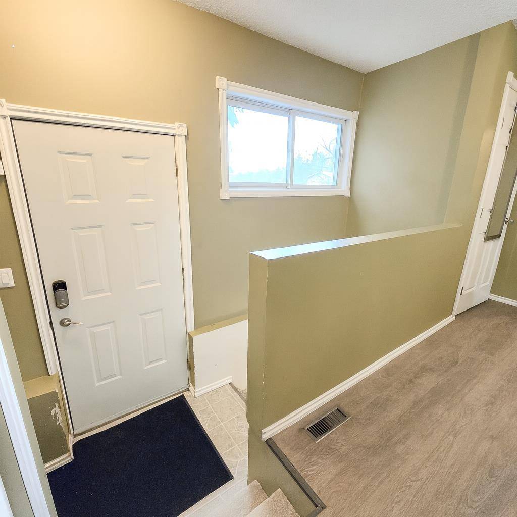 Sedgewick, AB T0B 4C0,4922 48 ST