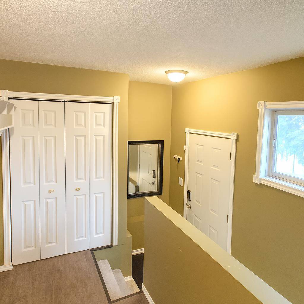 Sedgewick, AB T0B 4C0,4922 48 ST