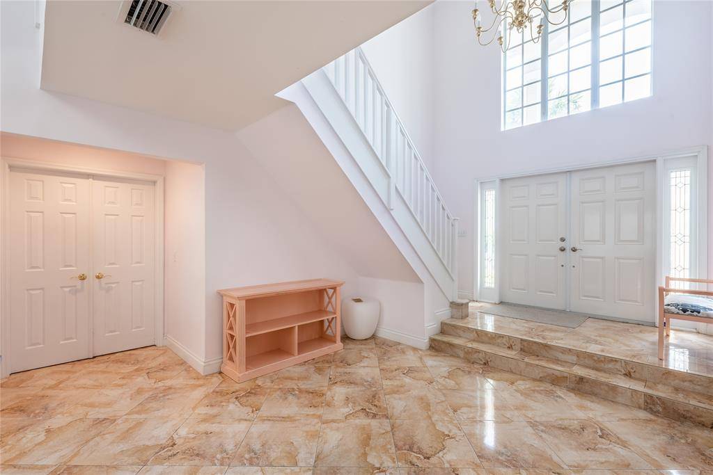 Boca Raton, FL 33432,2999 Banyan Rd