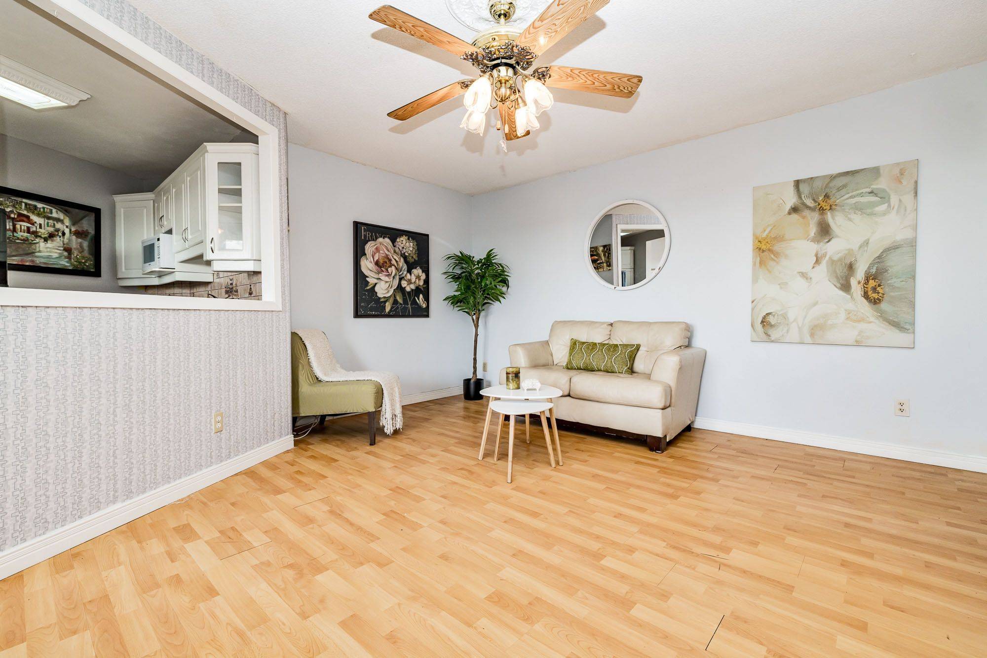 Beacon Hill North - South And Area, ON K1J 8K5,2020 Jasmine CRES #918