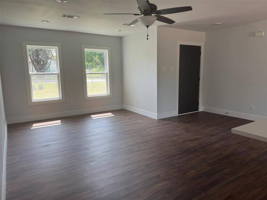 Sanctuary, TX 76020,120 Live Oak Drive