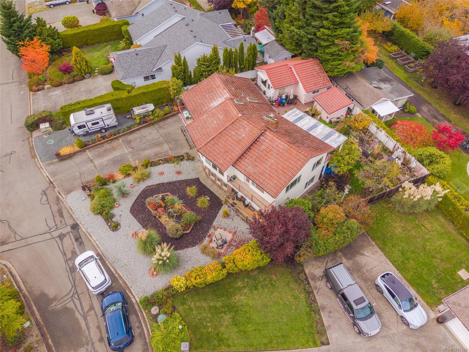 Parksville, BC V9P 1A4,511 Panorama Pl