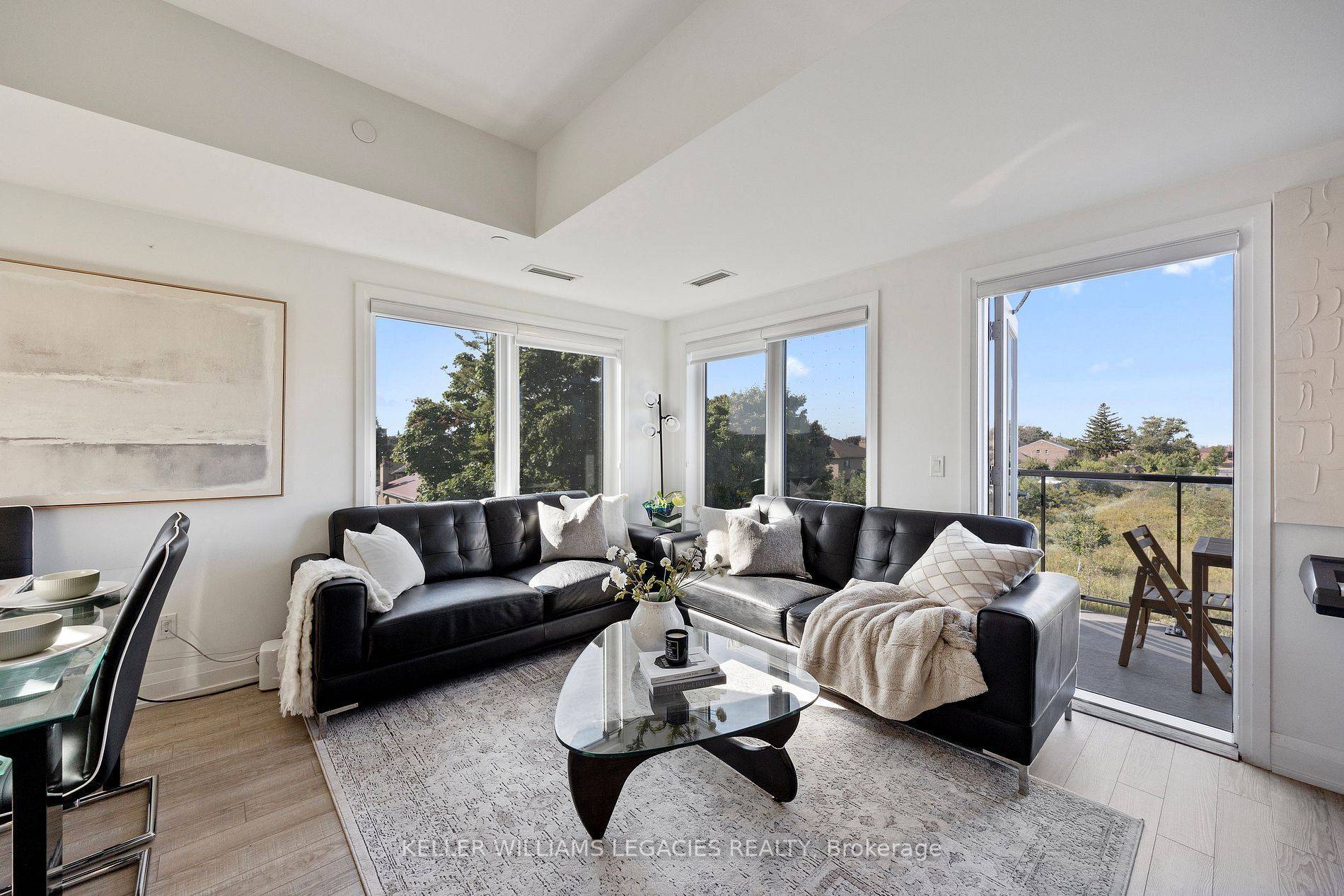 Toronto W05, ON M3K 0E3,155 Downsview Park BLVD #206