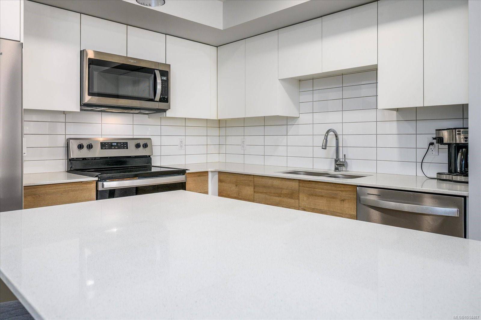 Nanaimo, BC V9T 0M7,4820 Cedar Ridge Pl #102