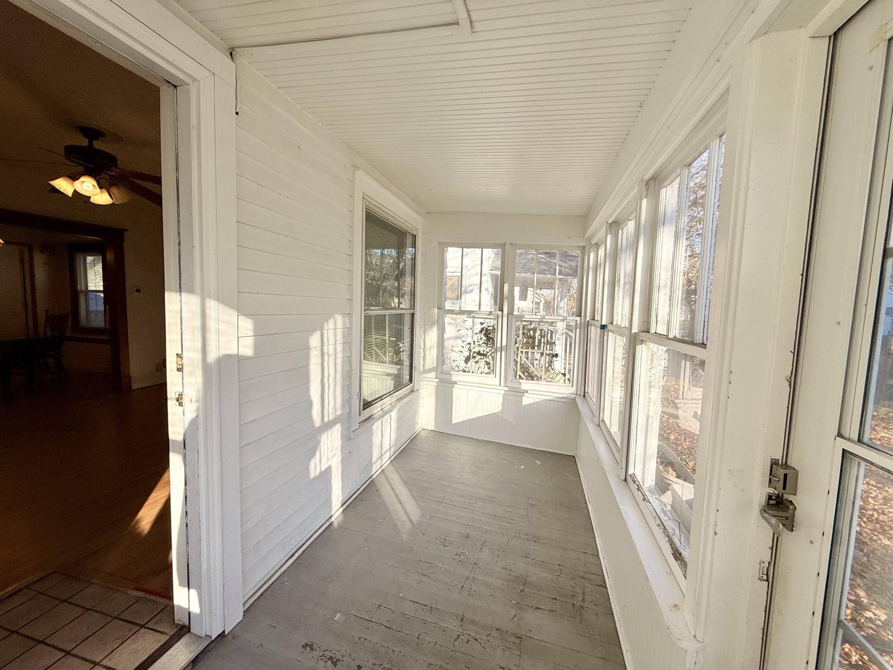 Kalamazoo, MI 49007,716 Elizabeth ST