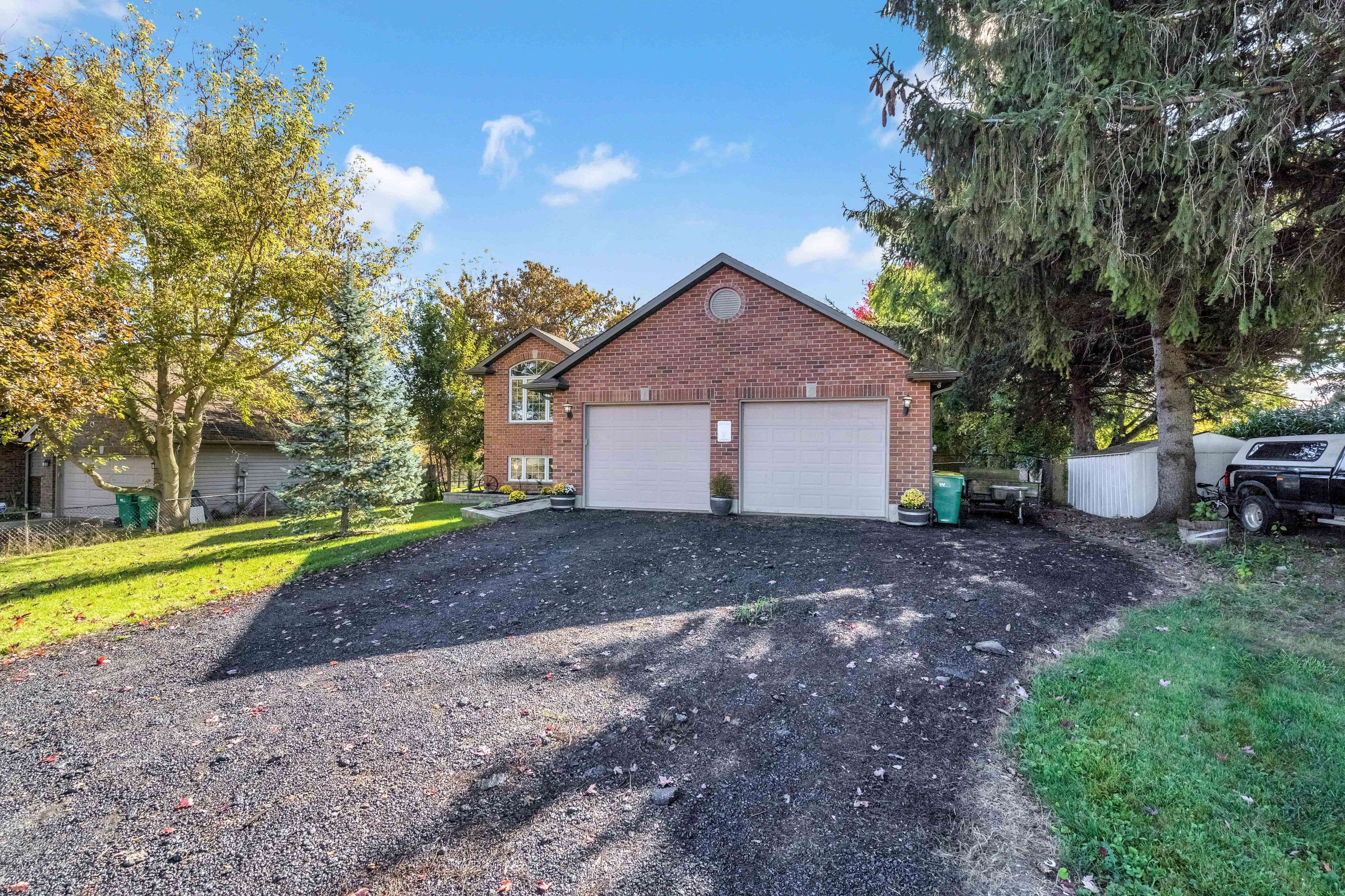 Southwest Middlesex, ON N0L 1M0,3805 Trillium DR