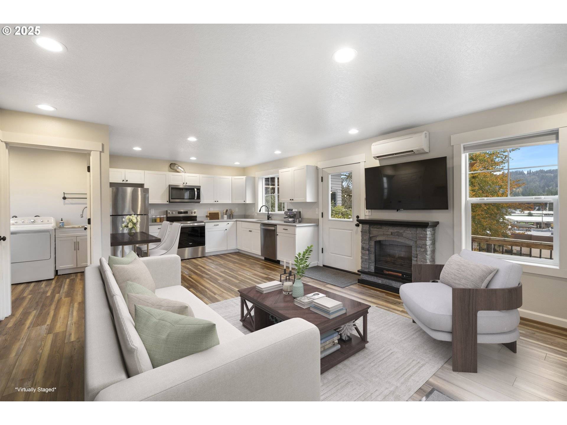 Estacada, OR 97023,130 W 1ST AVE