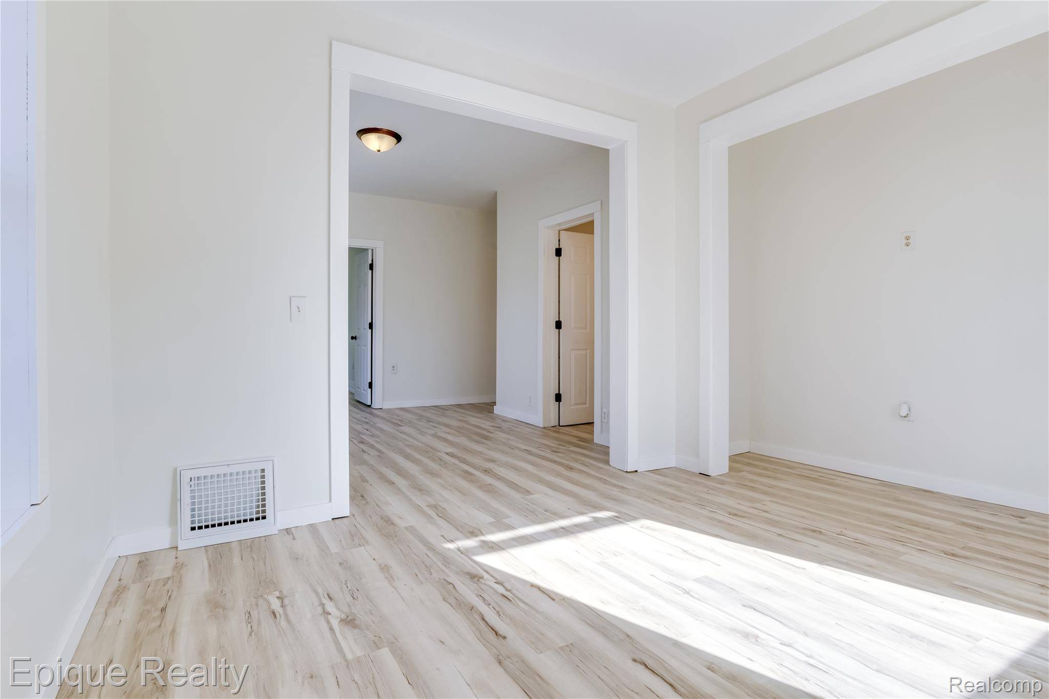 Port Huron, MI 48060,711 Stanton ST