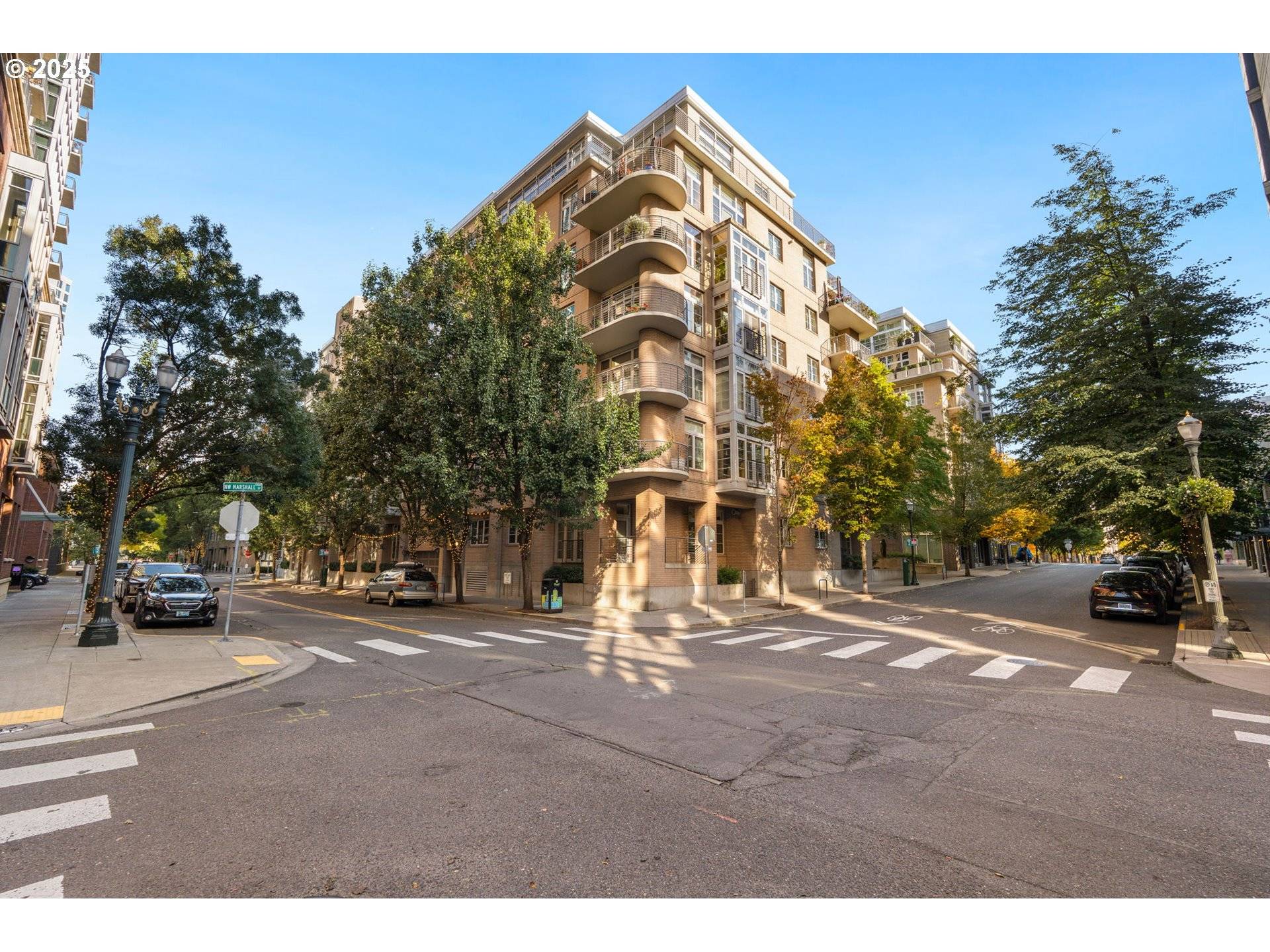 Portland, OR 97209,1130 NW 12TH AVE #214