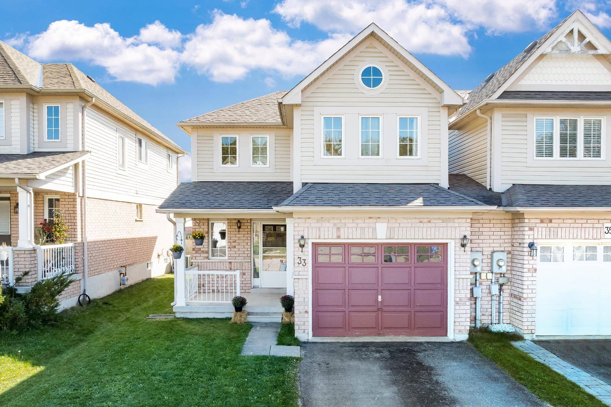 Barrie, ON L4N 0X4,33 Bird ST