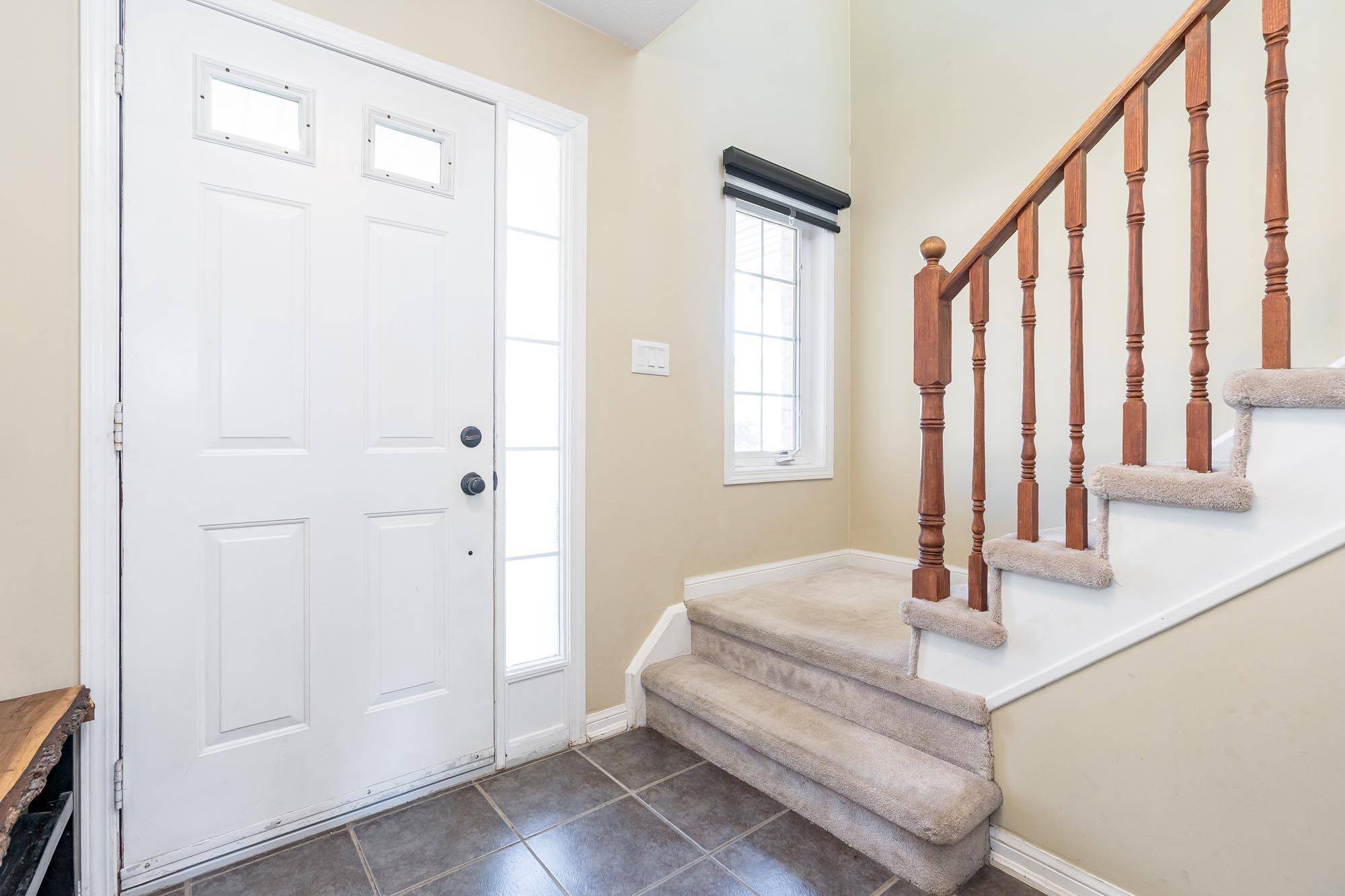 Barrie, ON L4N 0X4,33 Bird ST