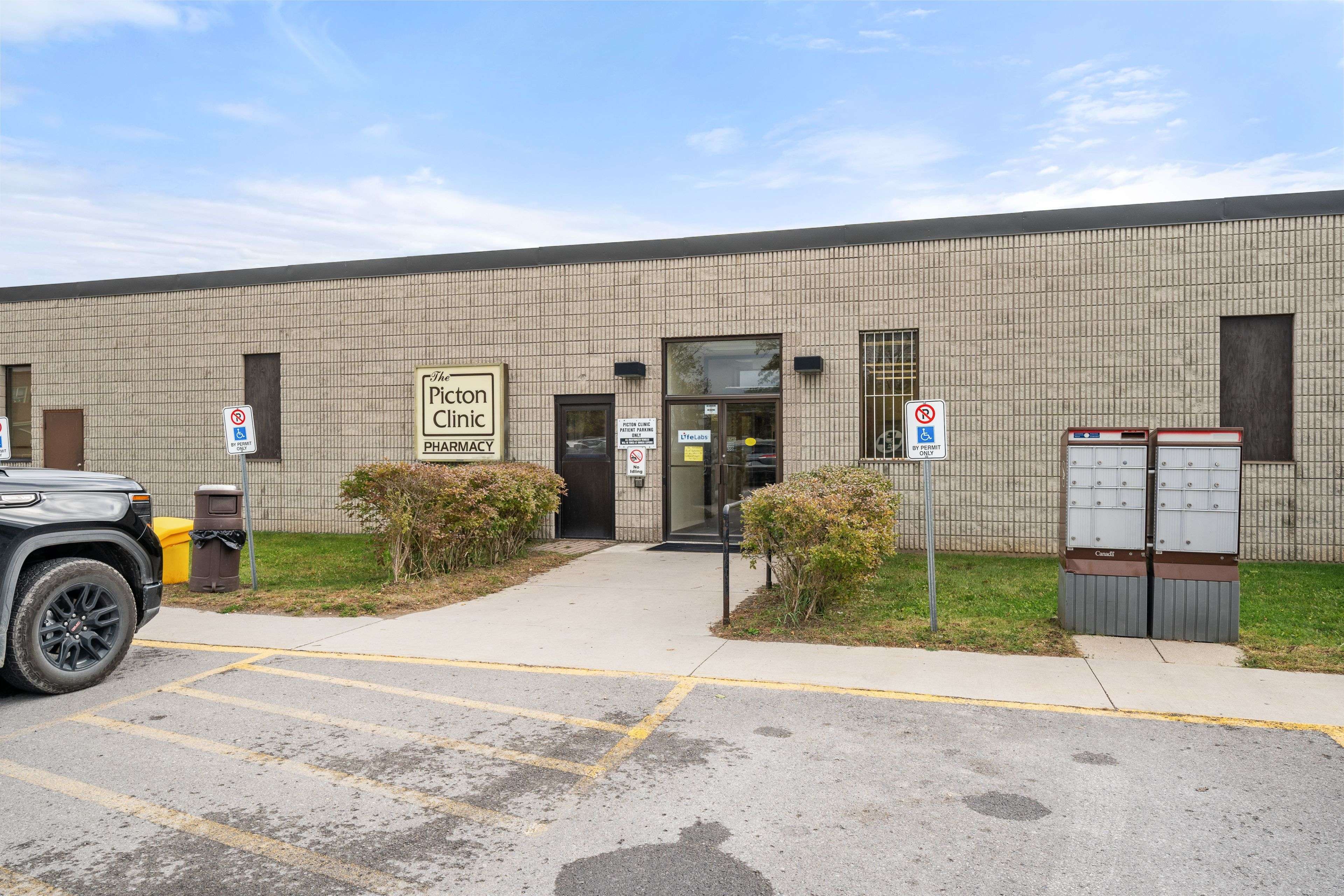 Prince Edward County, ON K0K 2T0,Unit 9 - 389 Picton Main ST #9