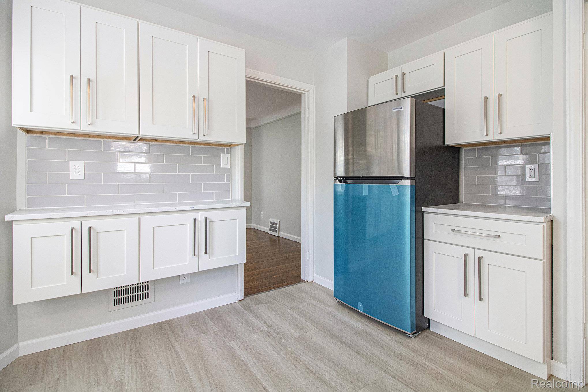 Harper Woods, MI 48225,19331 Kingsville ST