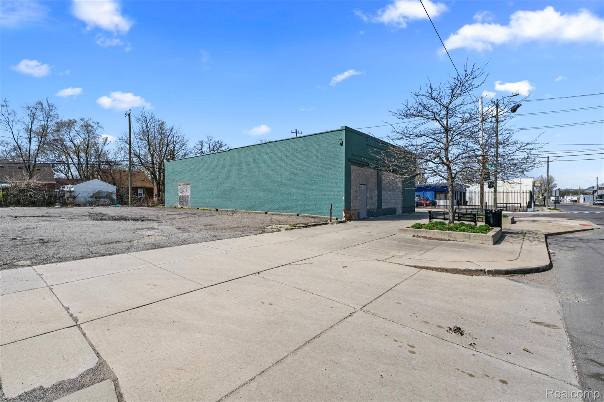 Detroit, MI 48203,341 W 7 Mile RD