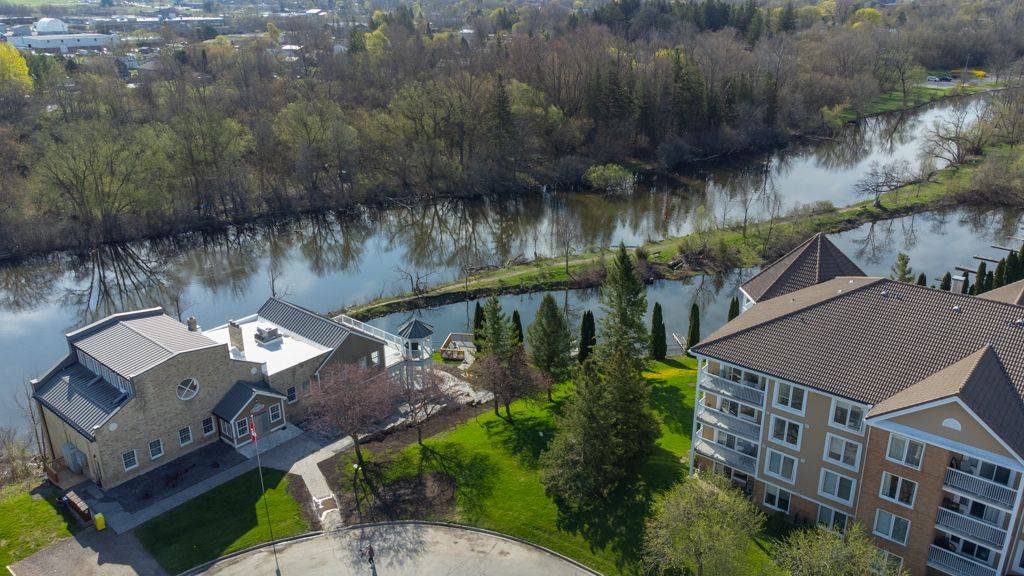 Kawartha Lakes, ON K9V 6C1,50 Rivermill BLVD #308