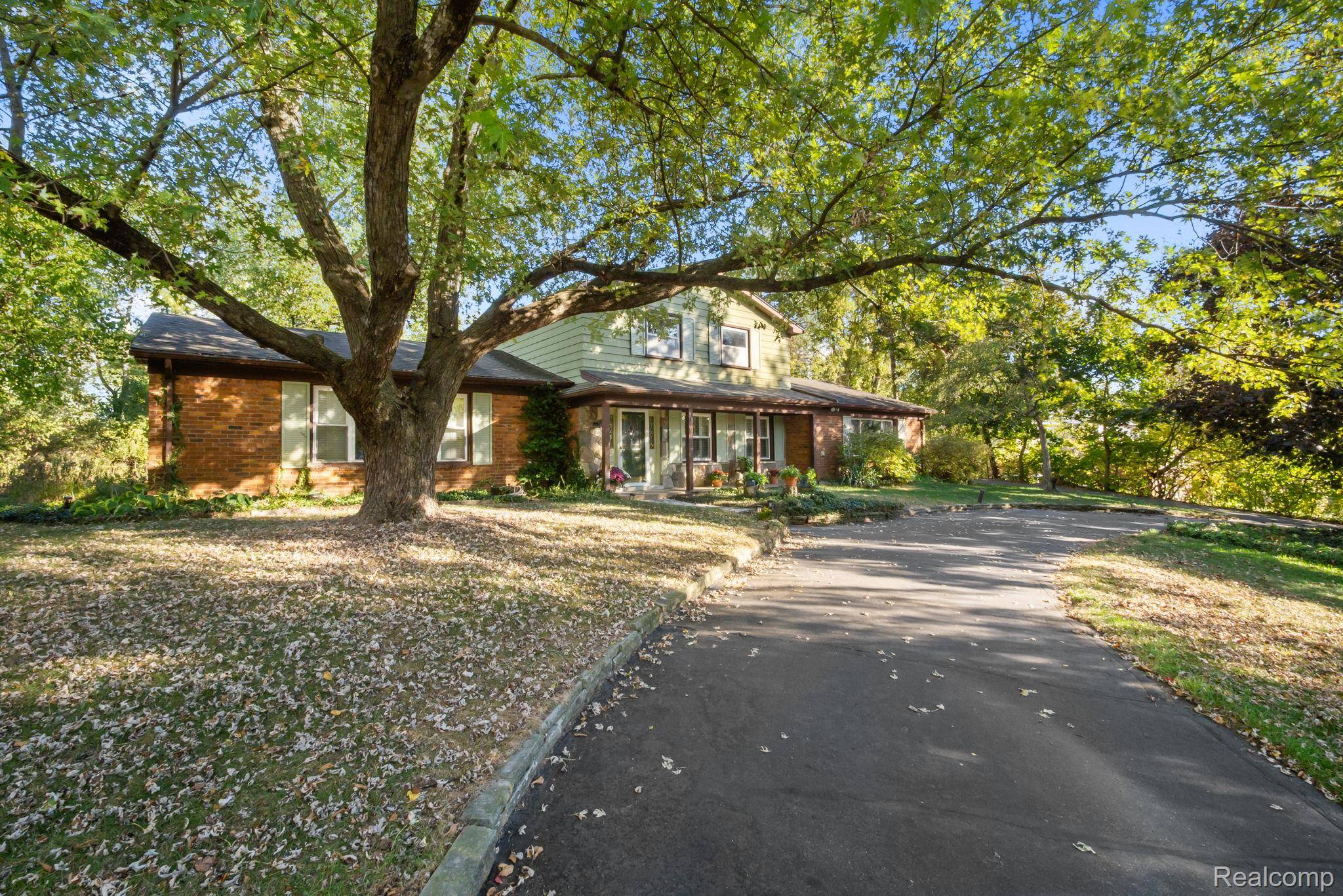 Troy, MI 48098,6950 Killarney DR