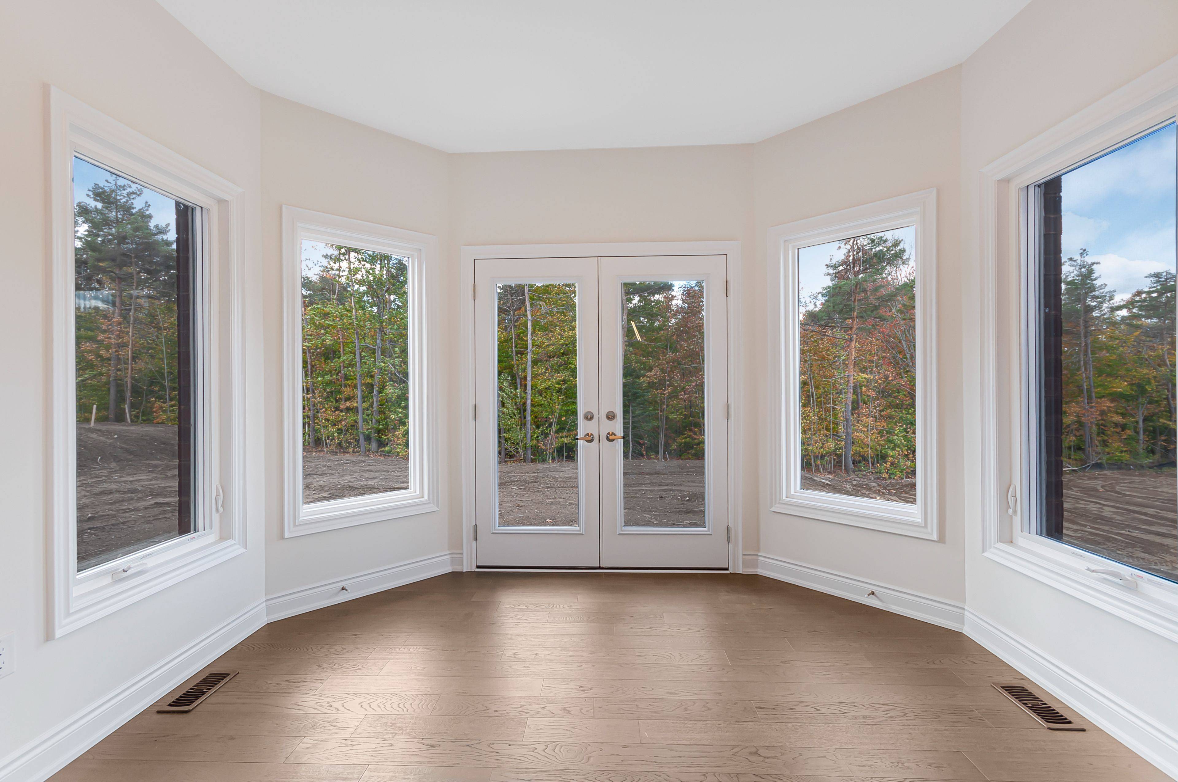 Oro-medonte, ON L0L 2E0,74 Ruby Ridge RD