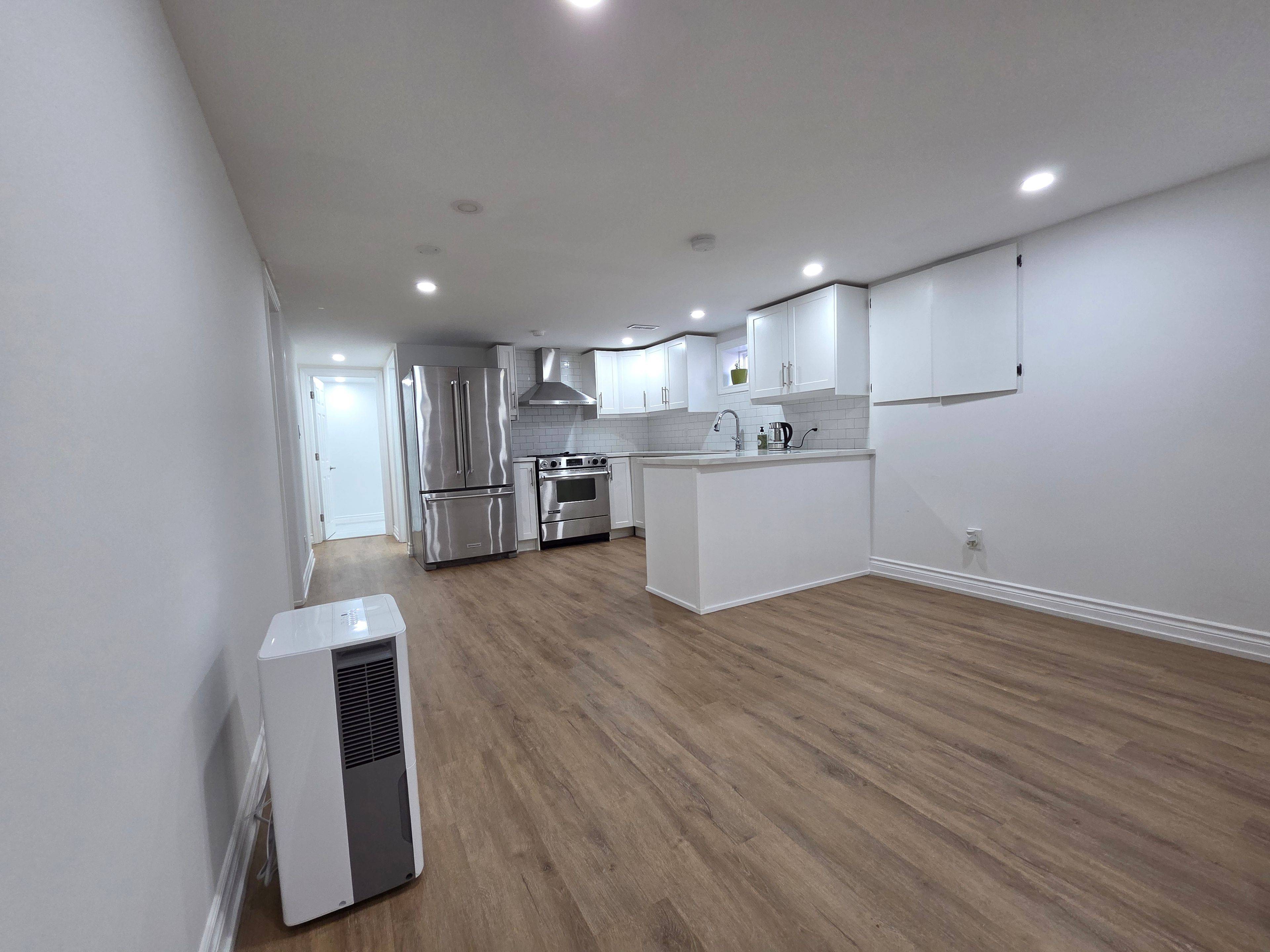 Toronto W10, ON M9V 1X1,81 Taysham CRES #Basement