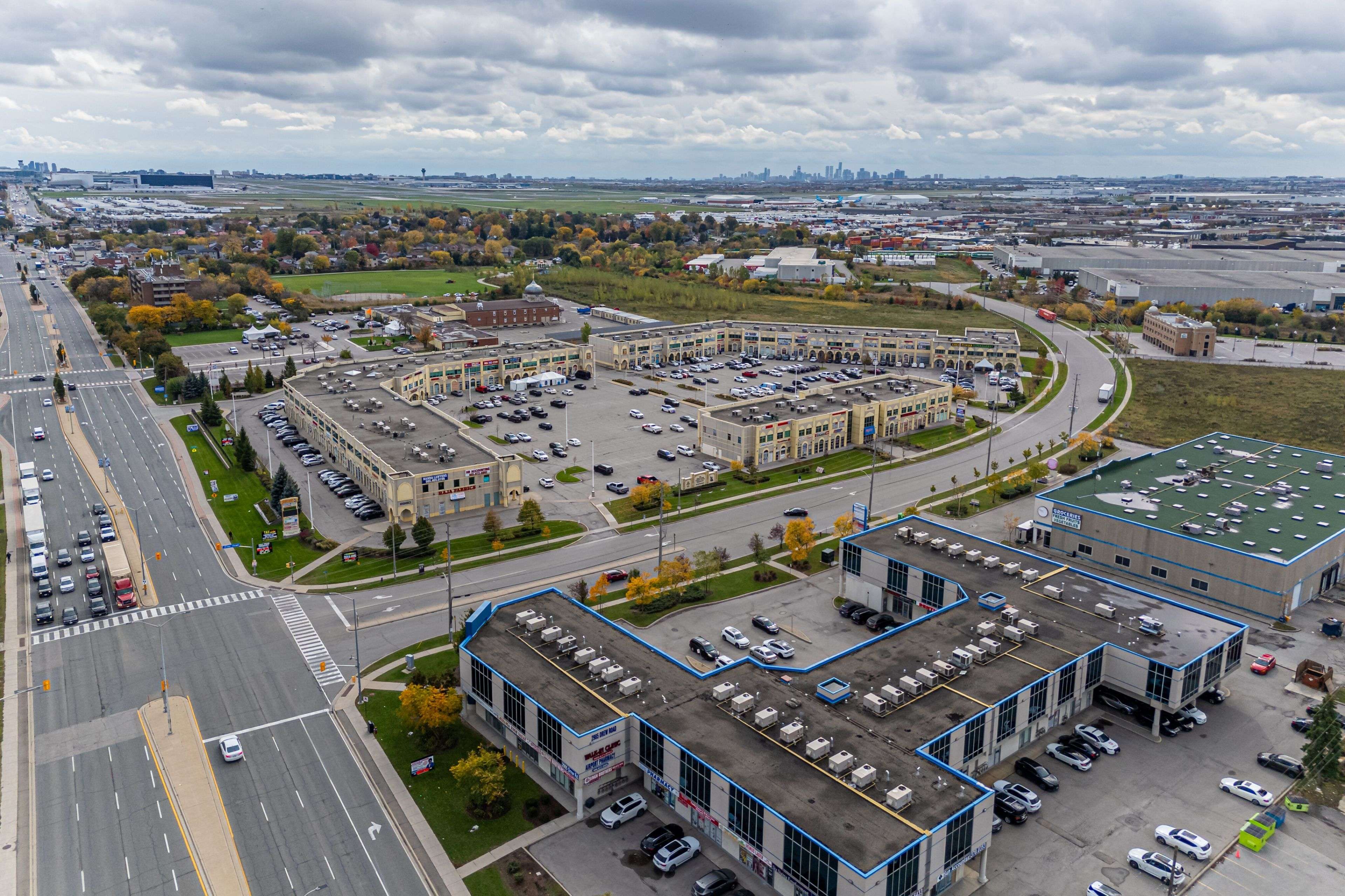 Mississauga, ON L4T 0A4,2985 Drew RD #117