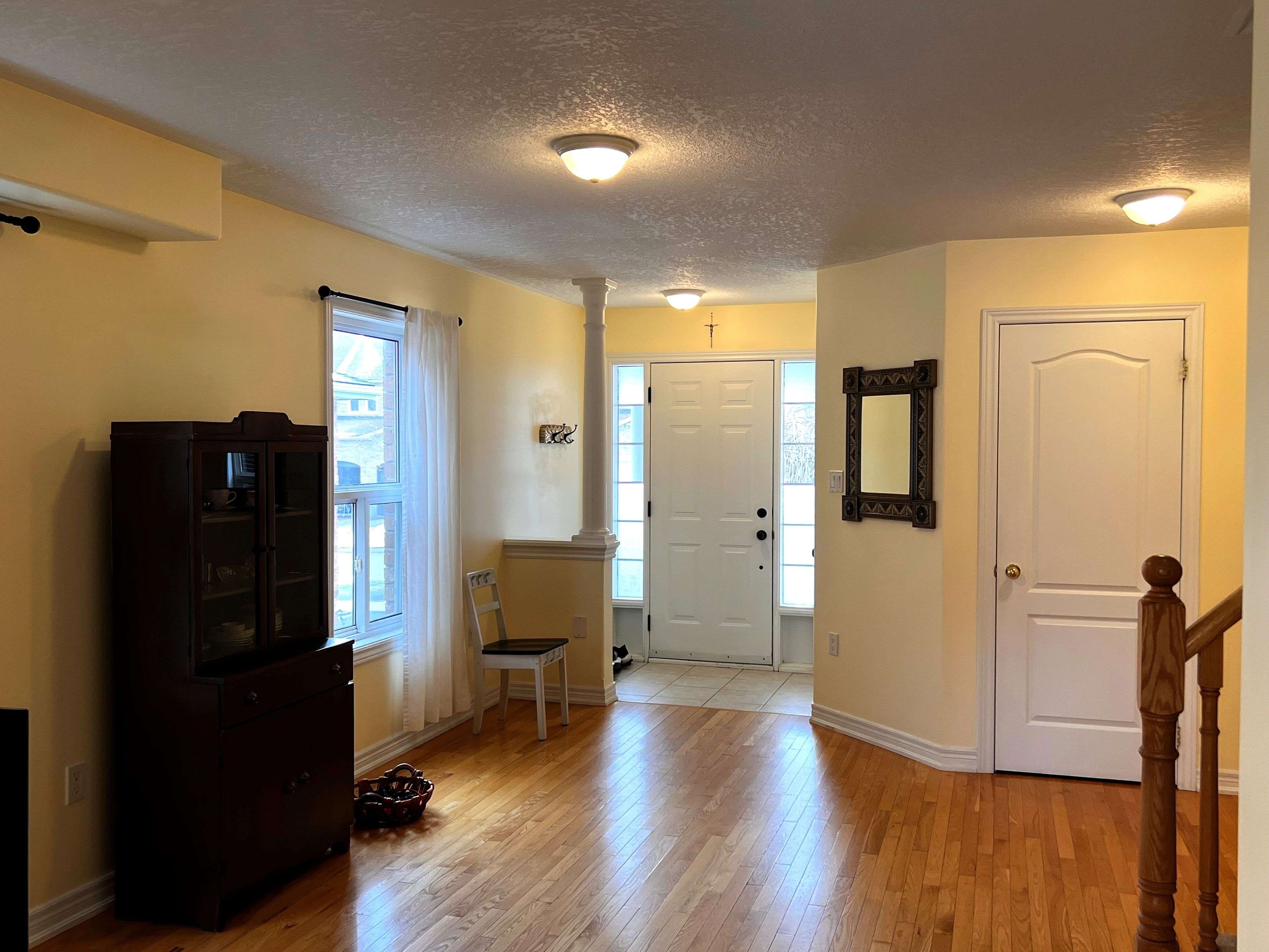 New Tecumseth, ON L9R 0A2,45 Buchanan DR