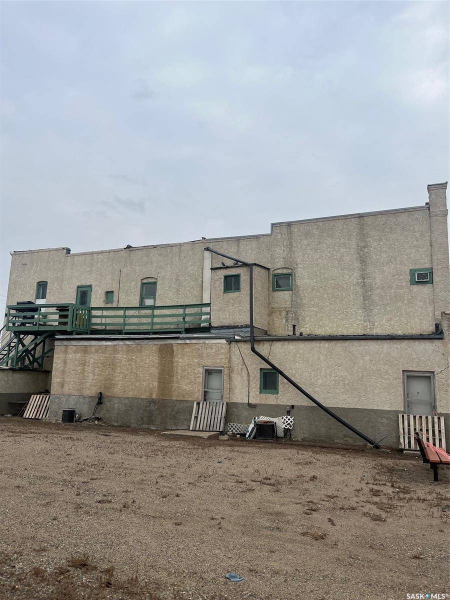 Estevan, SK S4A 1E6,508 12th AVENUE