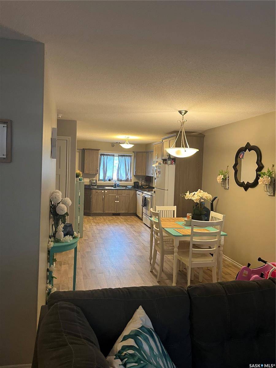 Yorkton, SK S3N 2X3,71 Cameron WAY #10