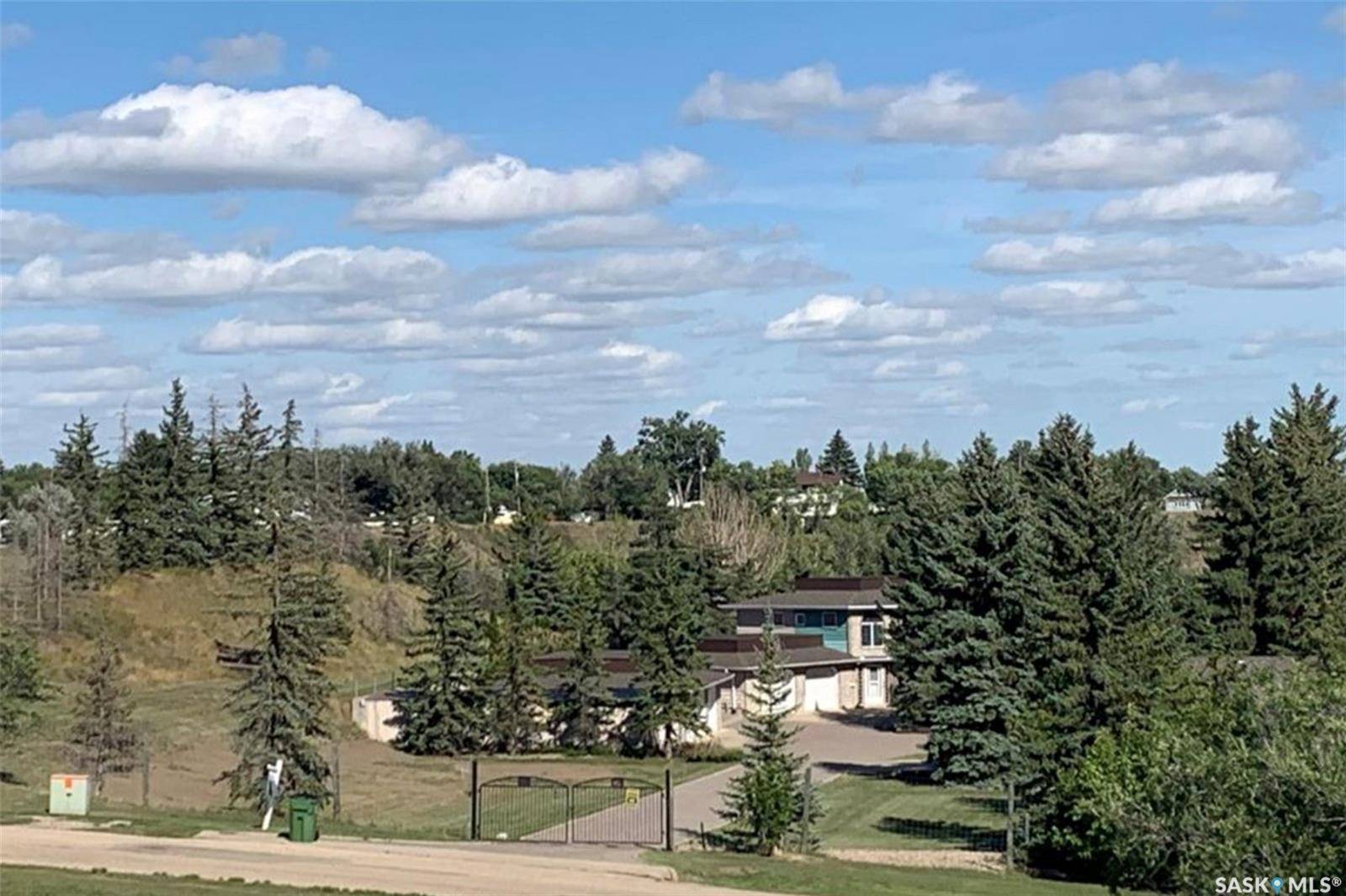 Moose Jaw, SK S6H 5R2,1055 7th AVENUE SW