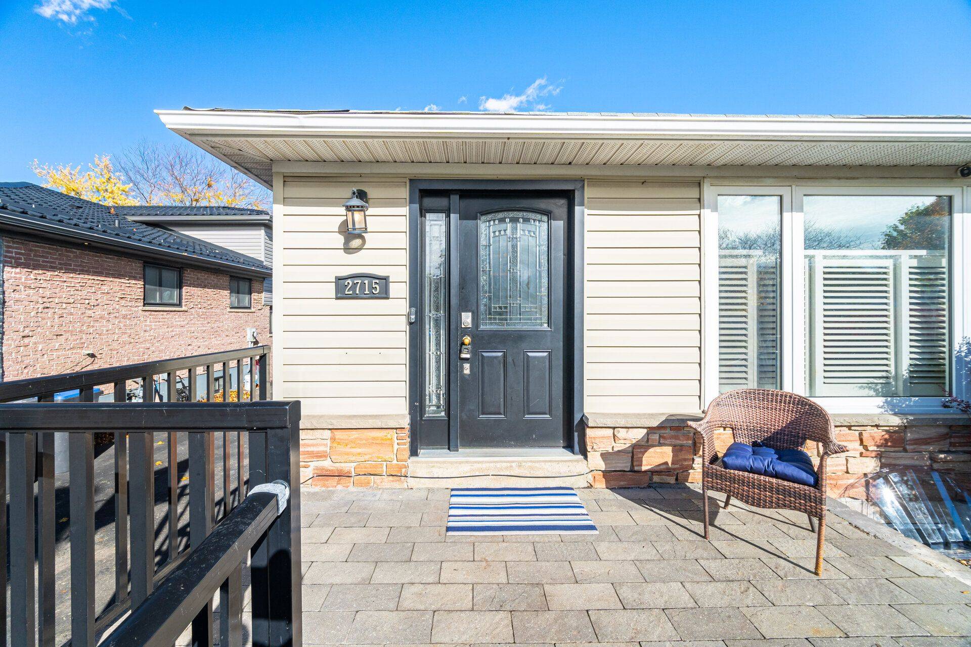 Mississauga, ON L5K 1E8,2715 Hollington CRES