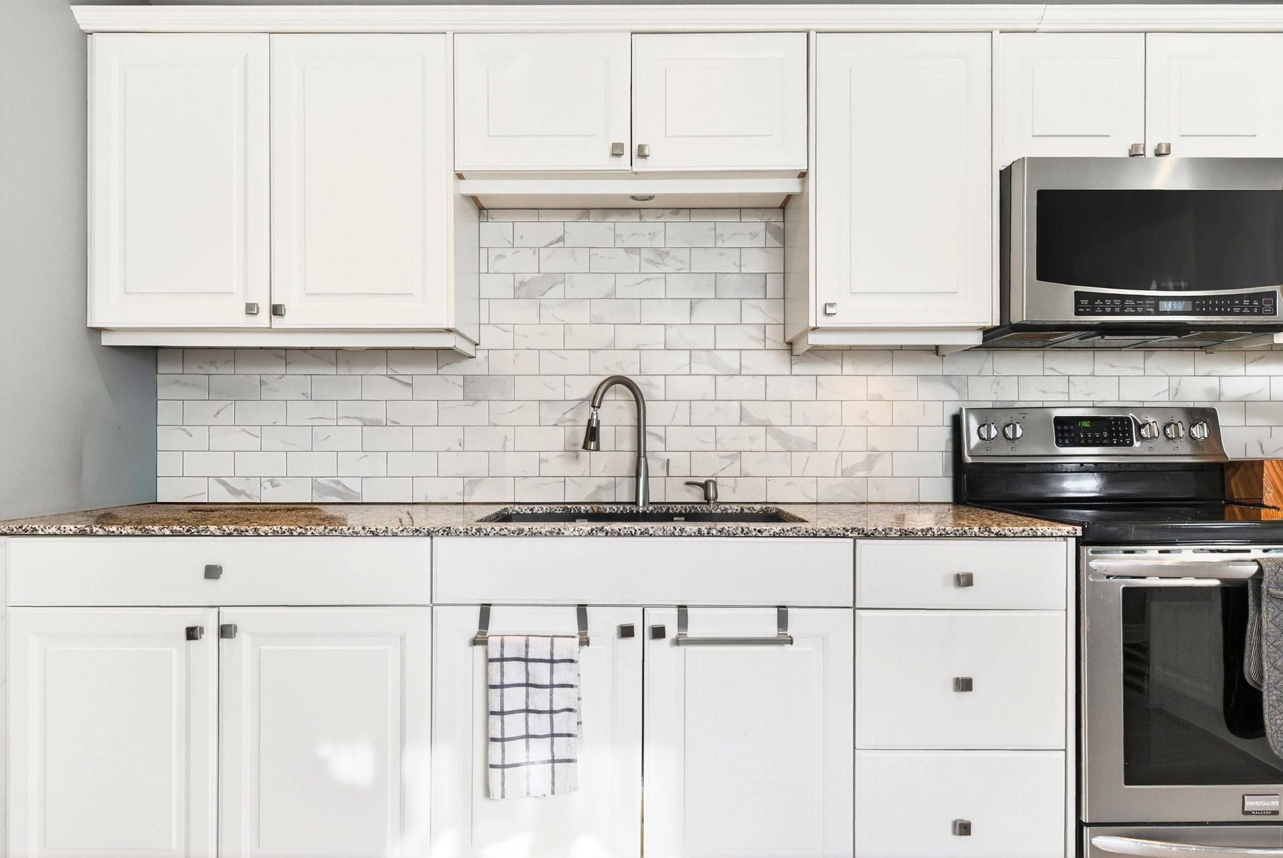 Hamilton, ON L8L 5R7,36 Cheever ST